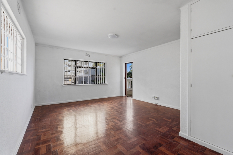 0 Bedroom Property for Sale in Sea Point Western Cape